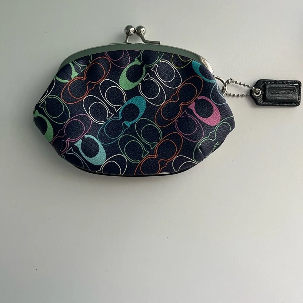 🌸Vintage Coach Navy Optic C Rainbow Vintage Coin Bag